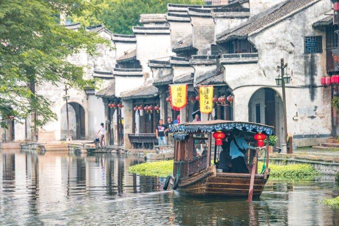 灾后教大家求生知识，既教会大家知识，又带来更多快乐